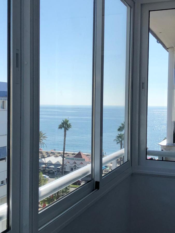 Victoria Luxury Beachfront Apartment In Benalmadena Costa Exterior photo